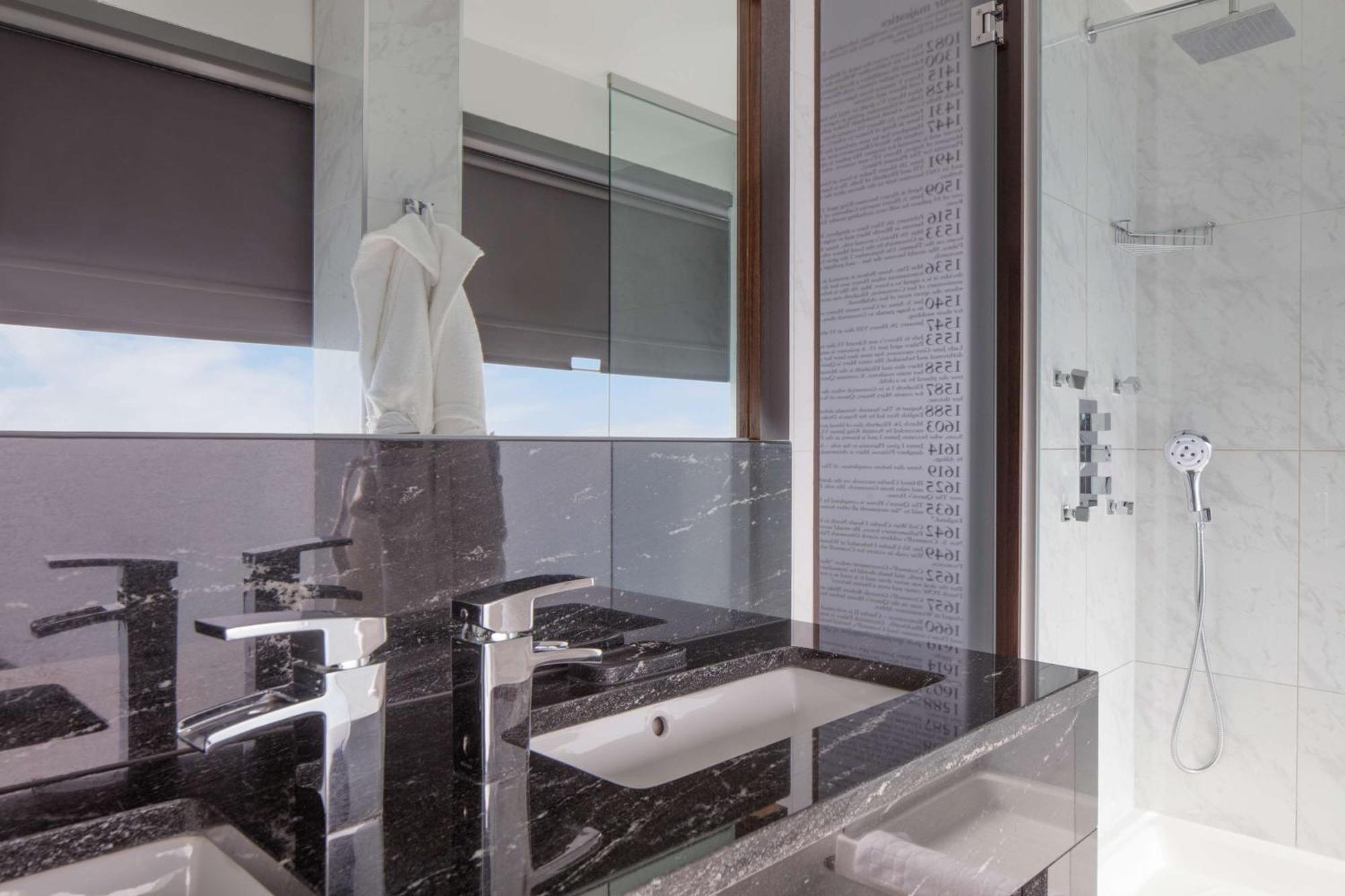 Doubletree By Hilton London - Greenwich Εξωτερικό φωτογραφία